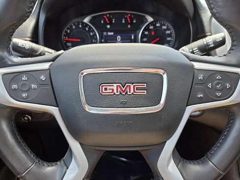 Used 2020 GMC Terrain SLE FWD image 32