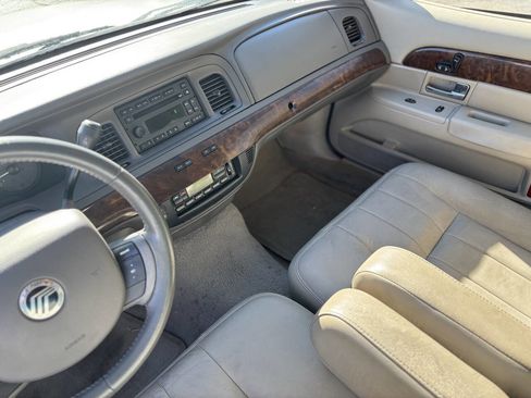 Used 2007 Mercury Grand Marquis LS image 18