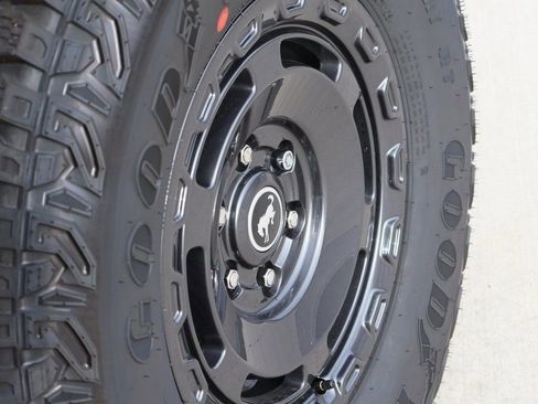 New 2025 Ford Bronco 2-Door w/ Sasquatch Package image 36