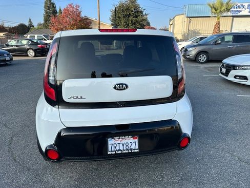 Used 2016 Kia Soul + w/ Audio Package image 8