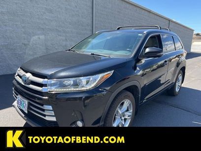 Used 2017 Toyota Highlander Limited w/ Protection Package #3