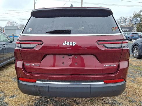 Used 2022 Jeep Grand Cherokee L Limited image 9
