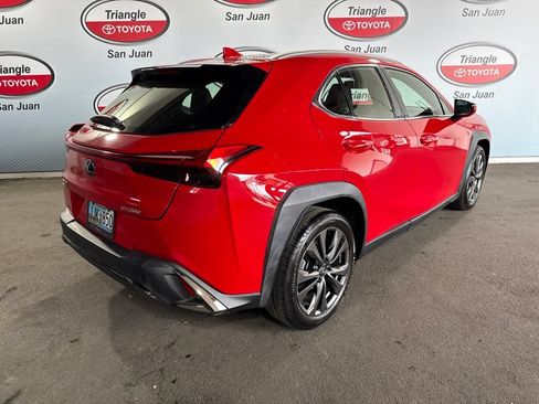 Used 2019 Lexus UX 200 F Sport FWD image 4