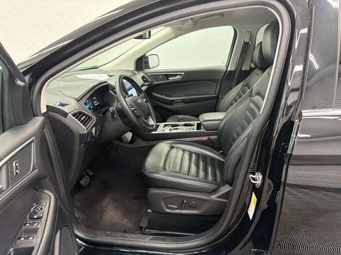 Used 2024 Ford Edge SEL image 9
