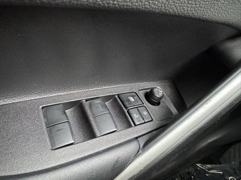 Certified 2025 Toyota Corolla Cross AWD Hybrid w/ Convenience Package image 32