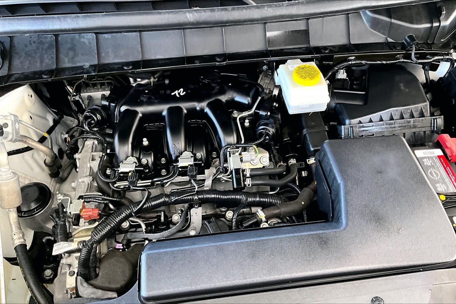 Certified 2024 Nissan Pathfinder SV FWD image 32