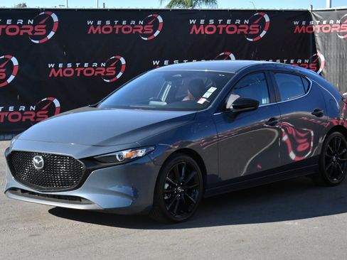 Used 2024 MAZDA MAZDA3 s image 3