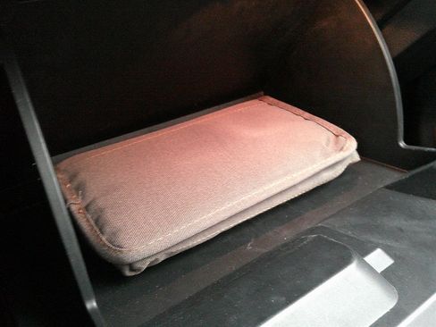 Used 2016 Jeep Renegade Limited w/ Safety & Security Group image 23