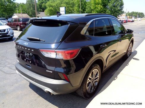Used 2021 Ford Escape SEL AWD/4WD image 3