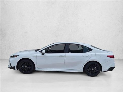 New 2026 Toyota Camry SE FWD image 5