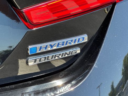 Used 2019 Honda Accord Touring image 28
