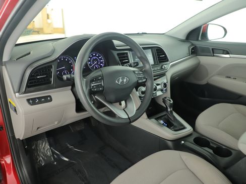 Used 2019 Hyundai Elantra SEL image 7