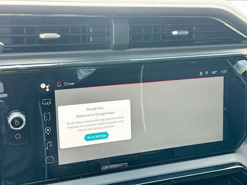 Used 2025 GMC Sierra 2500 AT4X image 17