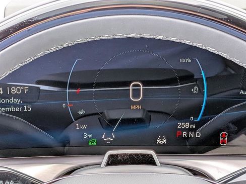 New 2026 Cadillac Vistiq Luxury image 18