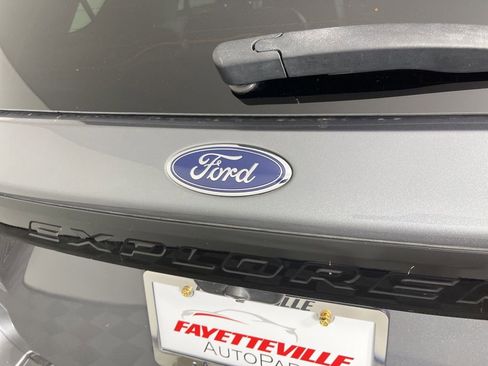 Used 2022 Ford Explorer ST-Line w/ Class IV Trailer Tow Package RWD image 15
