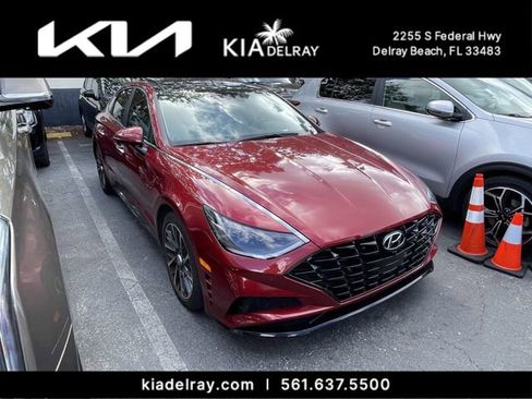 Used 2023 Hyundai Sonata Limited w/ Cargo Package image 6