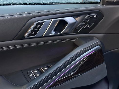 Used 2025 BMW X6 xDrive40i image 19