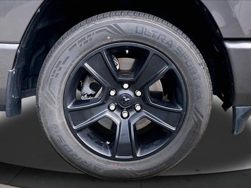 Used 2023 RAM 1500 Big Horn RWD image 33