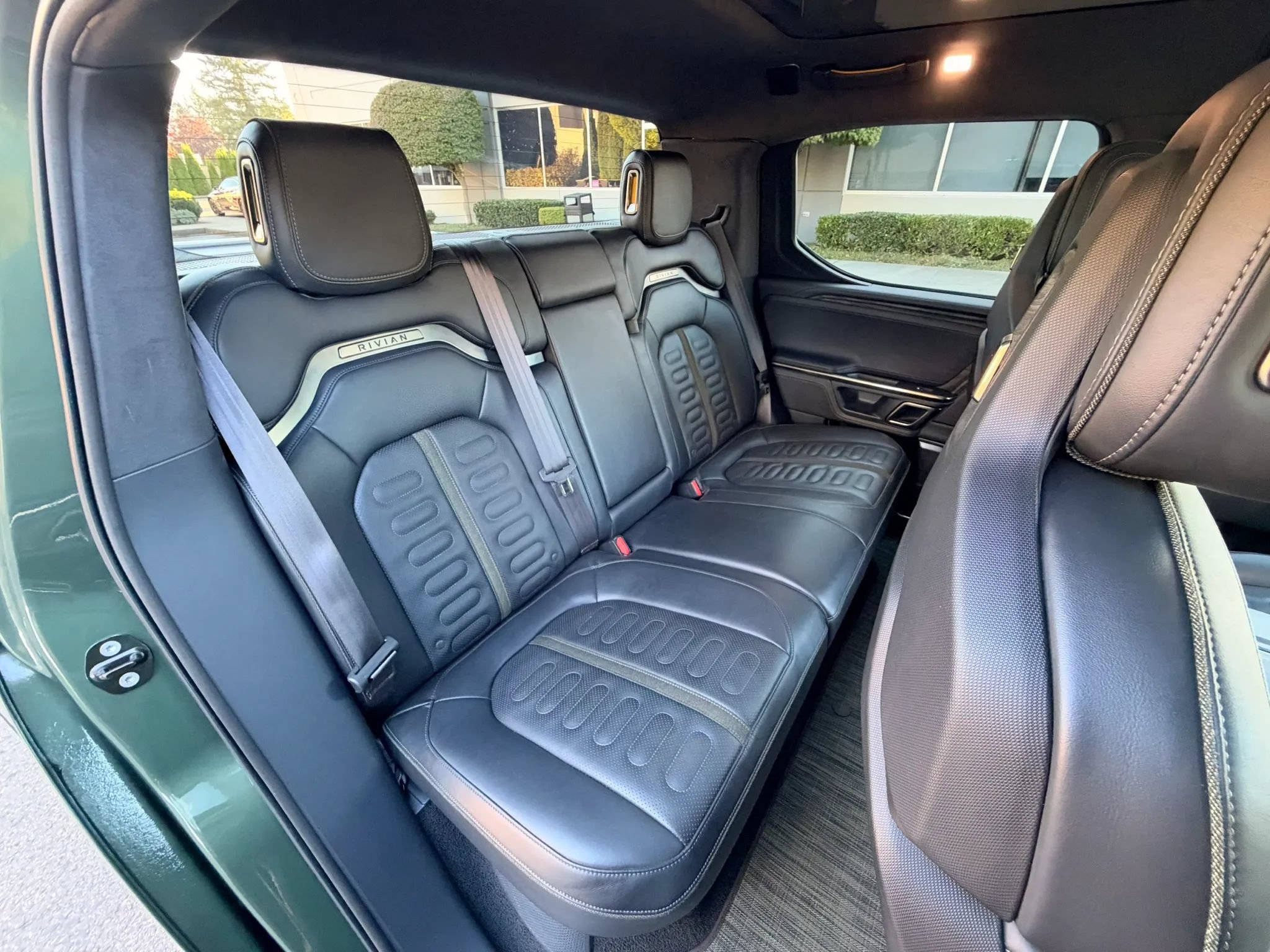 Used 2022 Rivian R1T Adventure AWD/4WD image 52