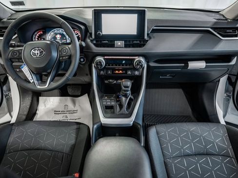 New 2025 Toyota RAV4 XLE image 11