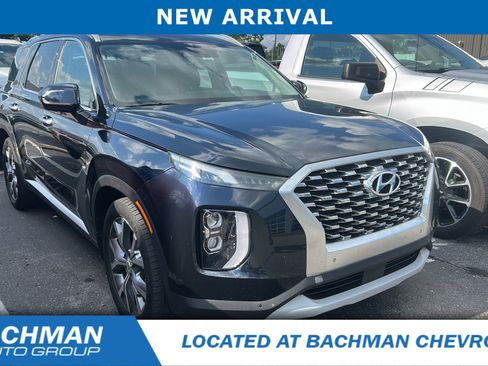 Used 2020 Hyundai Palisade SEL FWD image 2