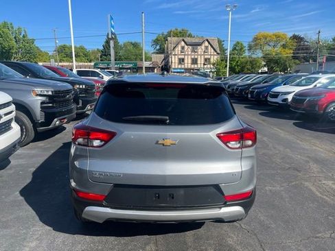 Used 2023 Chevrolet TrailBlazer LT AWD/4WD image 4