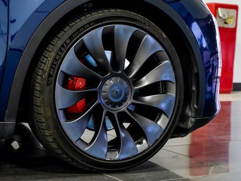 Used 2021 Tesla Model Y Performance image 57