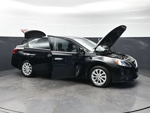 Used 2019 Nissan Sentra SV FWD image 34