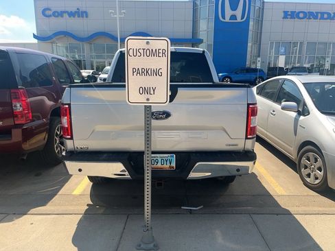Used 2018 Ford F150 XLT w/ Equipment Group 302A Luxury AWD/4WD image 5