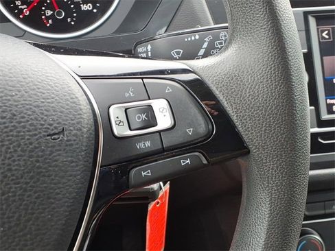 Used 2019 Volkswagen Tiguan S image 24