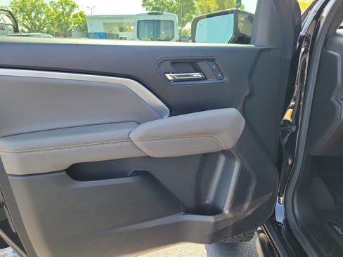 Certified 2024 Chevrolet Colorado ZR2 w/ ZR2 Bison Edition AWD/4WD image 17