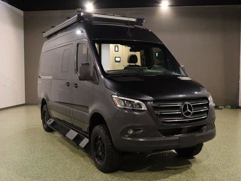Used 2020 Mercedes-Benz Sprinter 2500 image 1