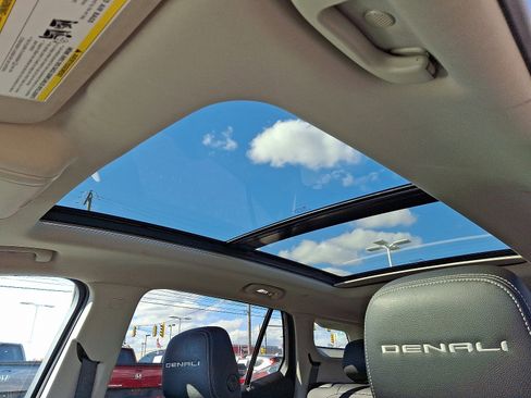 Used 2022 GMC Terrain Denali w/ LPO, 'HIT The Road' Package image 14