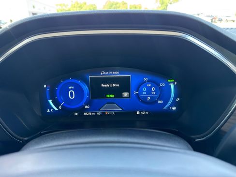 Used 2020 Ford Escape Titanium AWD/4WD image 26