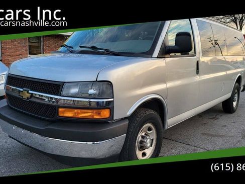 Used 2018 Chevrolet Express 3500 LT w/ LT Preferred Equipment Group RWD image 1