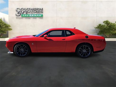 Certified 2023 Dodge Challenger R/T Scat Pack w/ Plus Package image 2