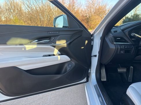 Certified 2021 Cadillac CT4 Premium Luxury image 10