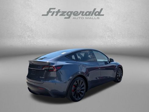 Used 2023 Tesla Model Y Long Range AWD/4WD image 5