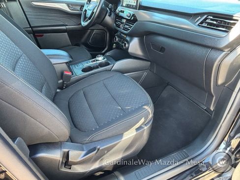 Used 2025 Ford Escape Active image 12
