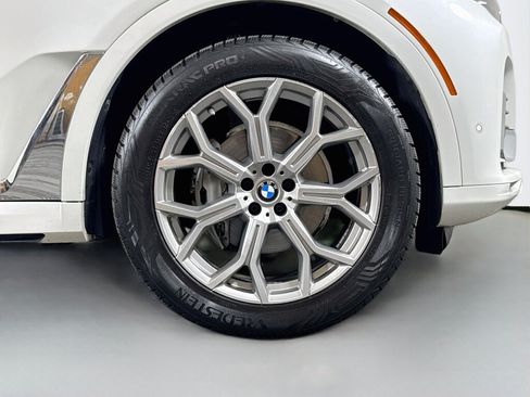 Used 2021 BMW X7 xDrive40i w/ Executive Package 2 AWD/4WD image 56