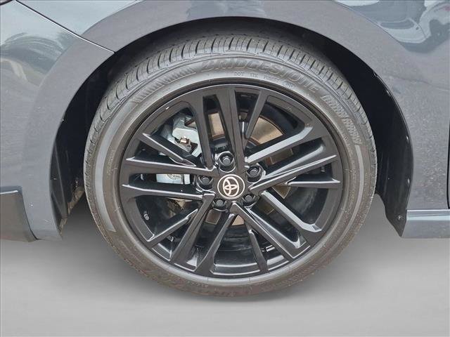 Used 2025 Toyota Camry SE FWD image 11