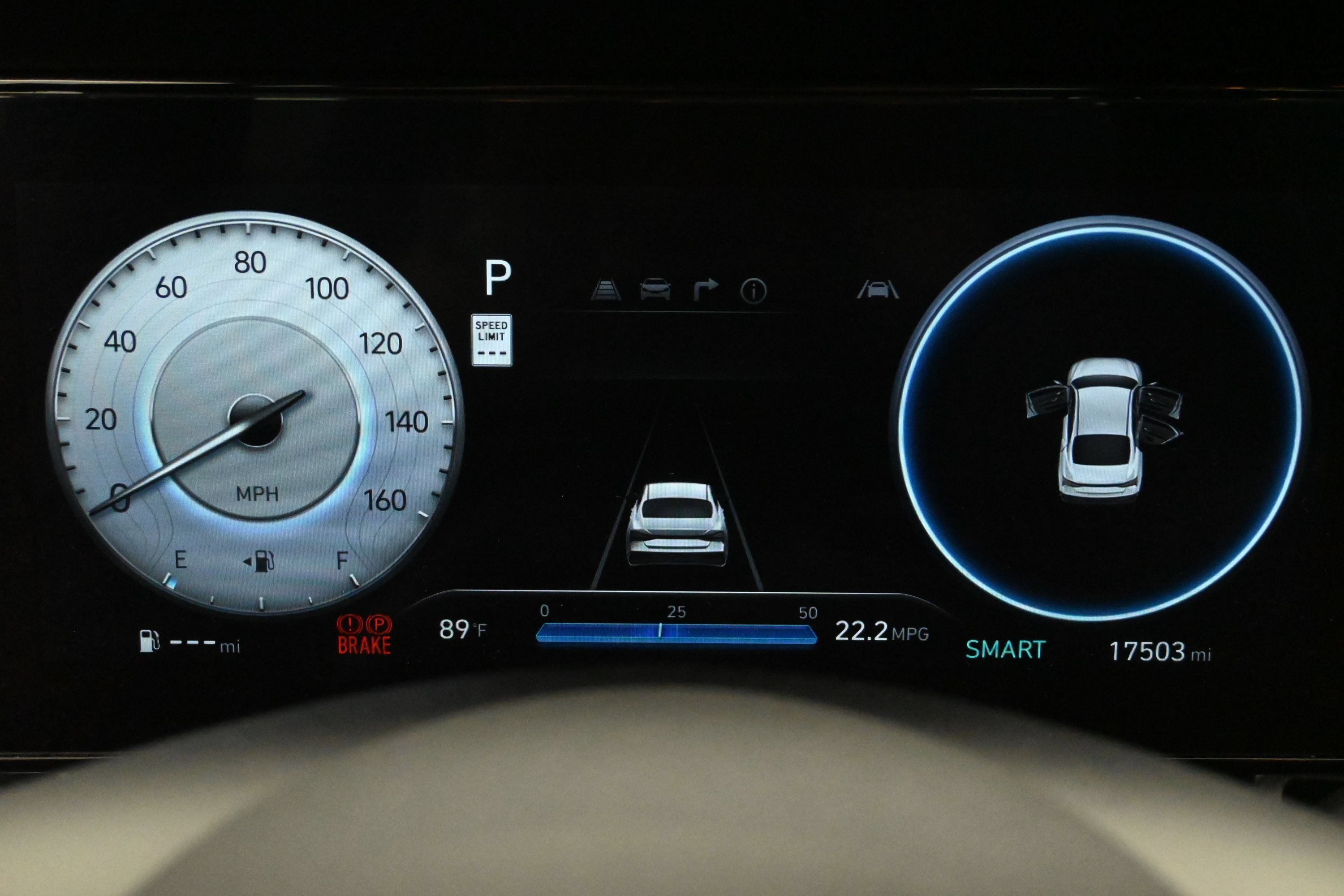Used 2024 Hyundai Elantra SEL w/ Convenience Package FWD image 16