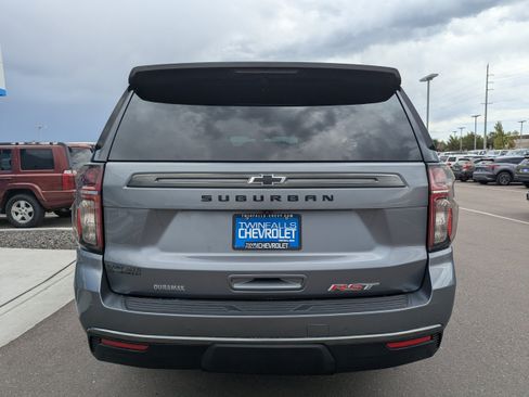 Used 2022 Chevrolet Suburban RST w/ Luxury Package AWD/4WD image 38