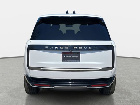 New 2026 Land Rover Range Rover Long Wheelbase SE image 6