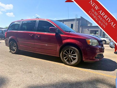 Used 2017 Dodge Grand Caravan GT FWD image 1