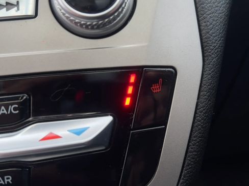 Used 2023 Ford Explorer XLT w/ Equipment Group 202A image 44