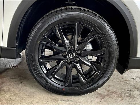 New 2025 MAZDA CX-5 Carbon Edition image 8