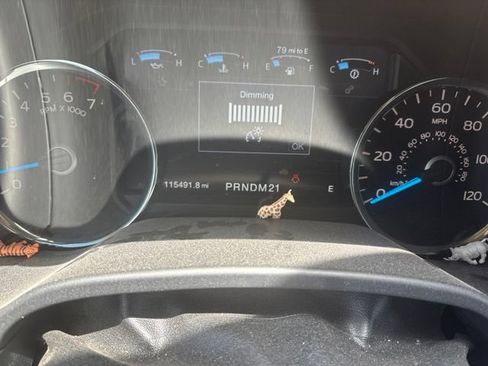 Used 2017 Ford F150 Lariat RWD image 2