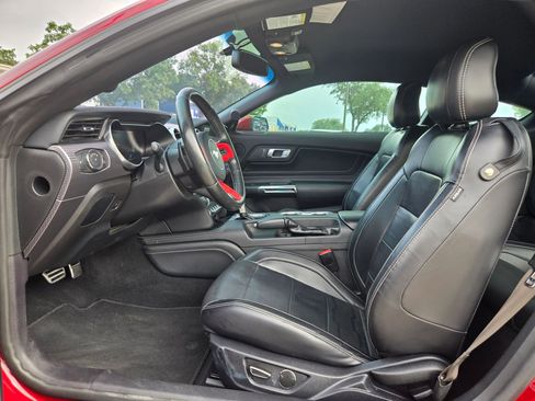 Used 2019 Ford Mustang GT Premium w/ GT Performance Package RWD image 10