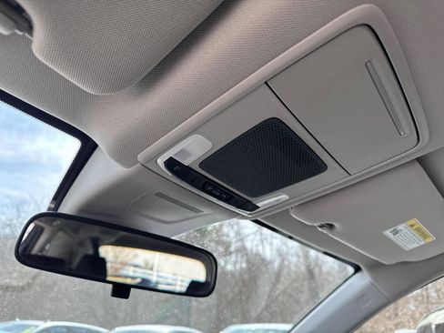 Used 2024 Honda CR-V LX image 25